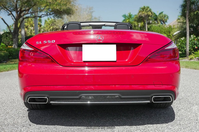 Used 2013 Mercedes-Benz SL 550 image 7
