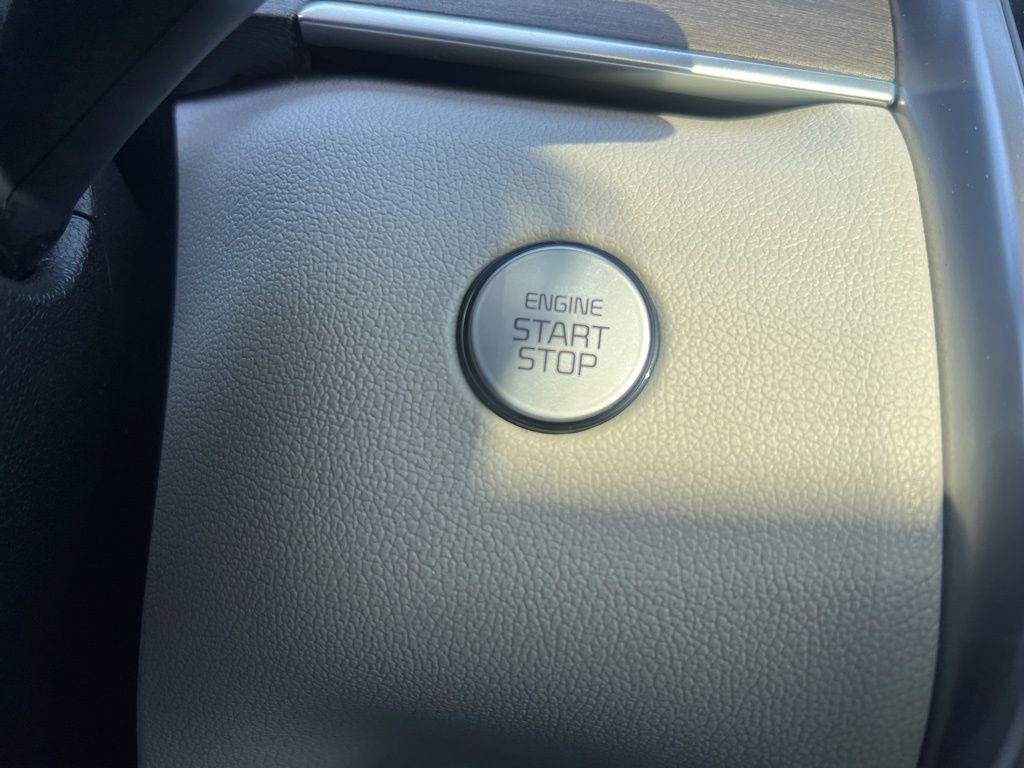 Certified 2023 Kia Sorento EX w/ Panoramic Sunroof Package image 55