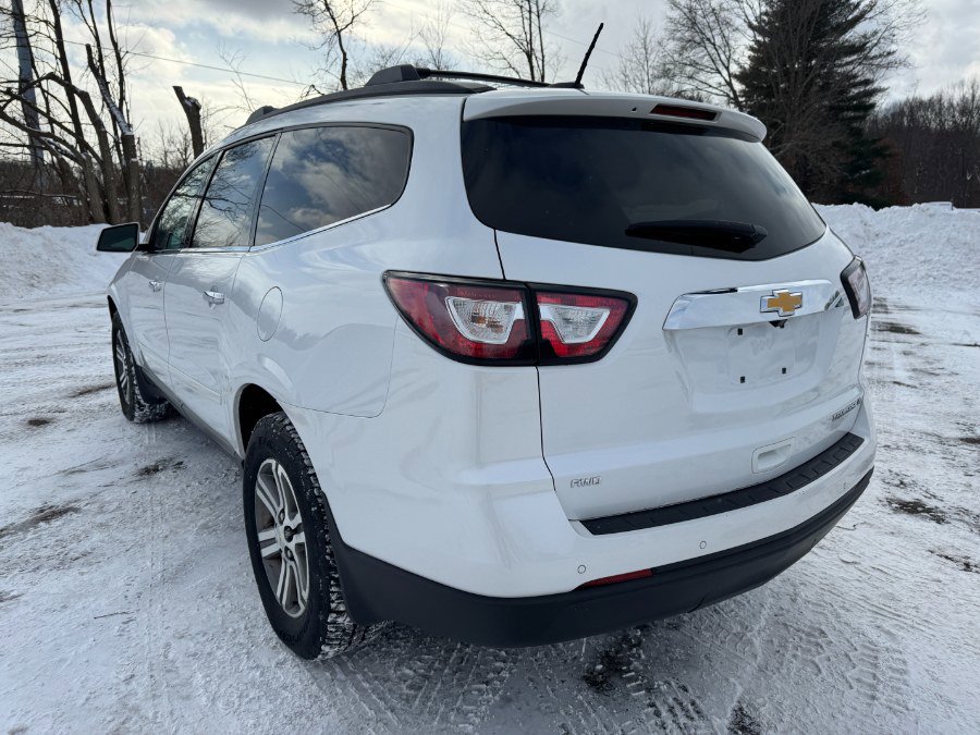 Used 2016 Chevrolet Traverse LT image 3