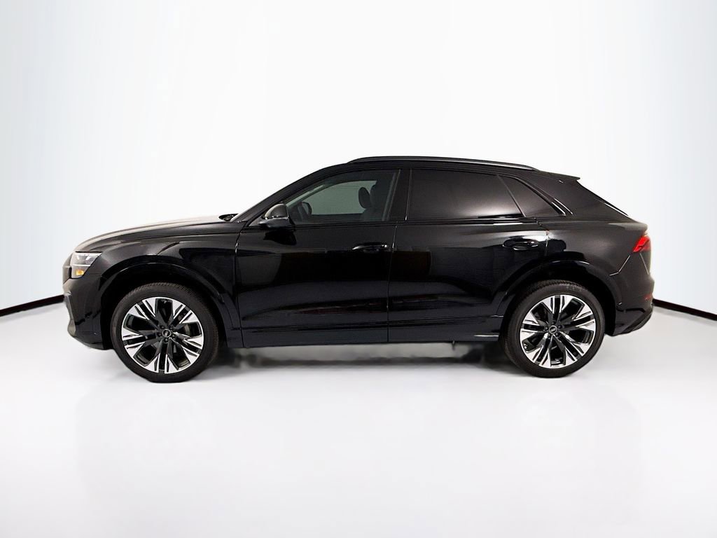 Used 2025 Audi Q8 Premium Plus image 8