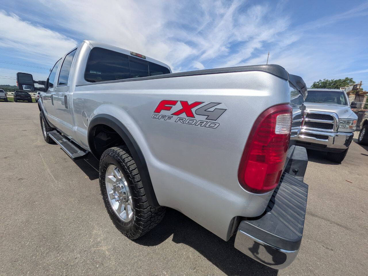 Used 2010 Ford F250 Lariat AWD/4WD image 4
