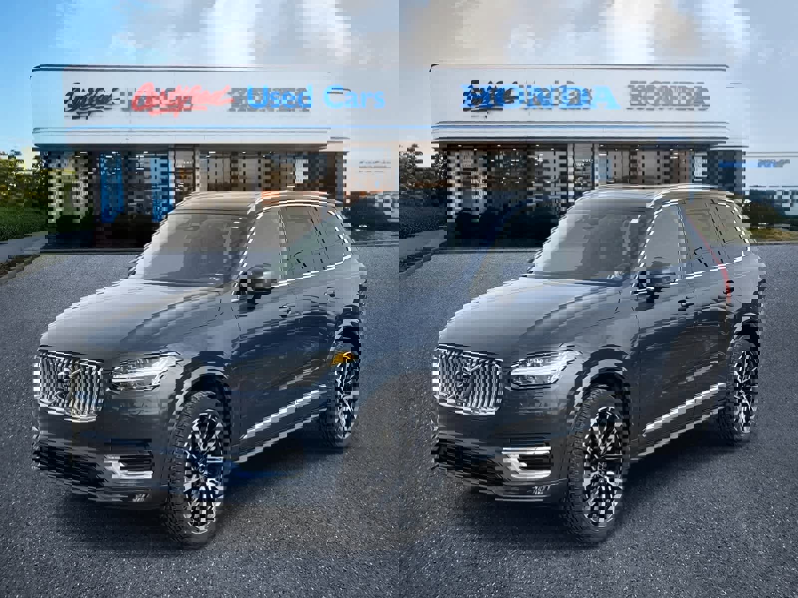 Used 2023 Volvo XC90 B6 Plus w/ Protection Package image 1