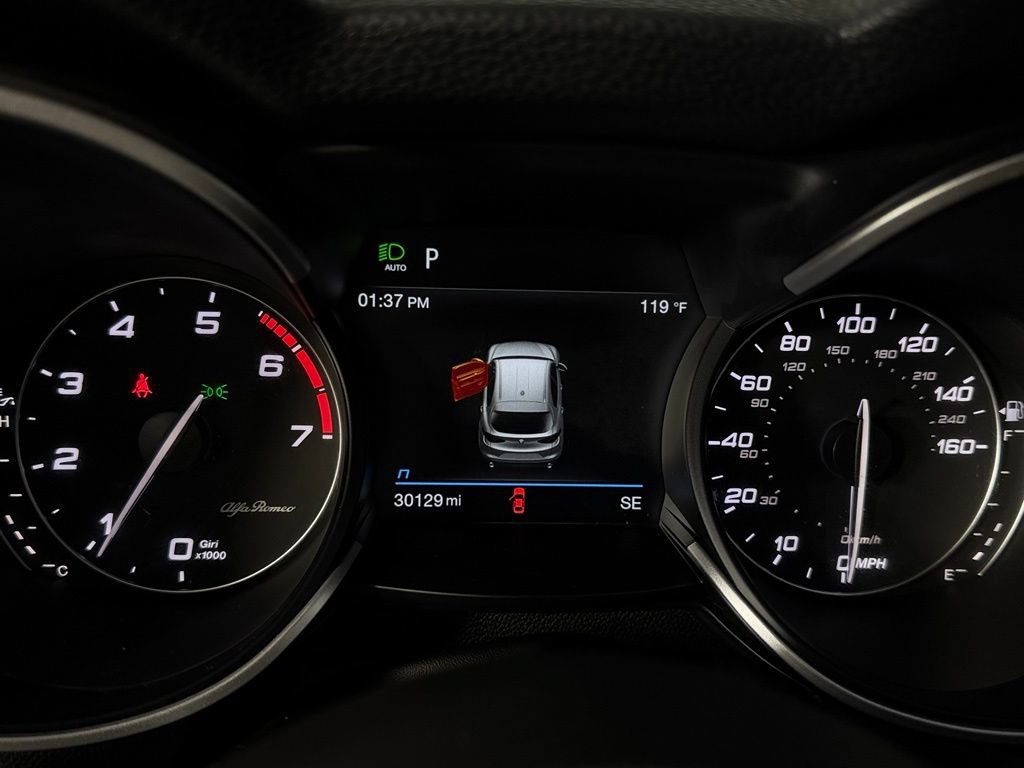 Used 2023 Alfa Romeo Stelvio Ti AWD/4WD image 16