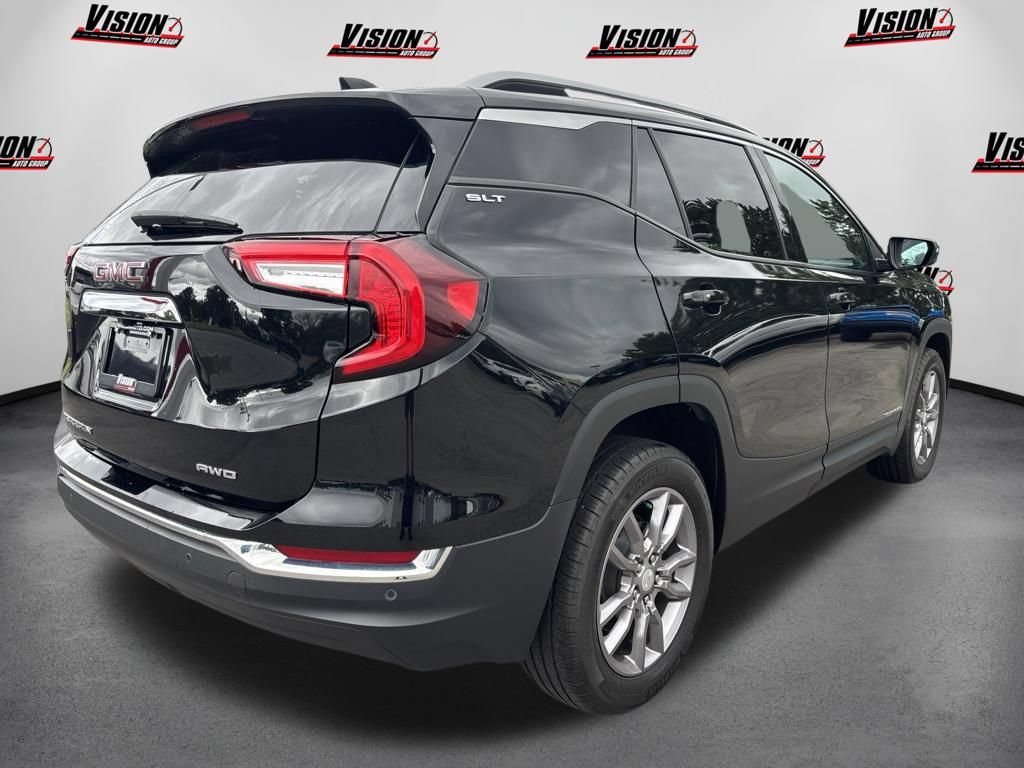 Used 2023 GMC Terrain SLT AWD/4WD image 5