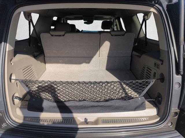Used 2020 GMC Yukon XL SLT w/ Premium Edition image 6