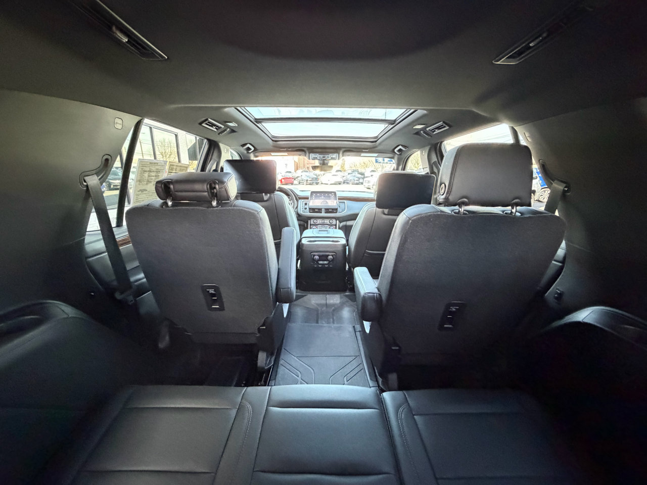 Used 2021 Chevrolet Tahoe High Country w/ Premium Package 2 image 31