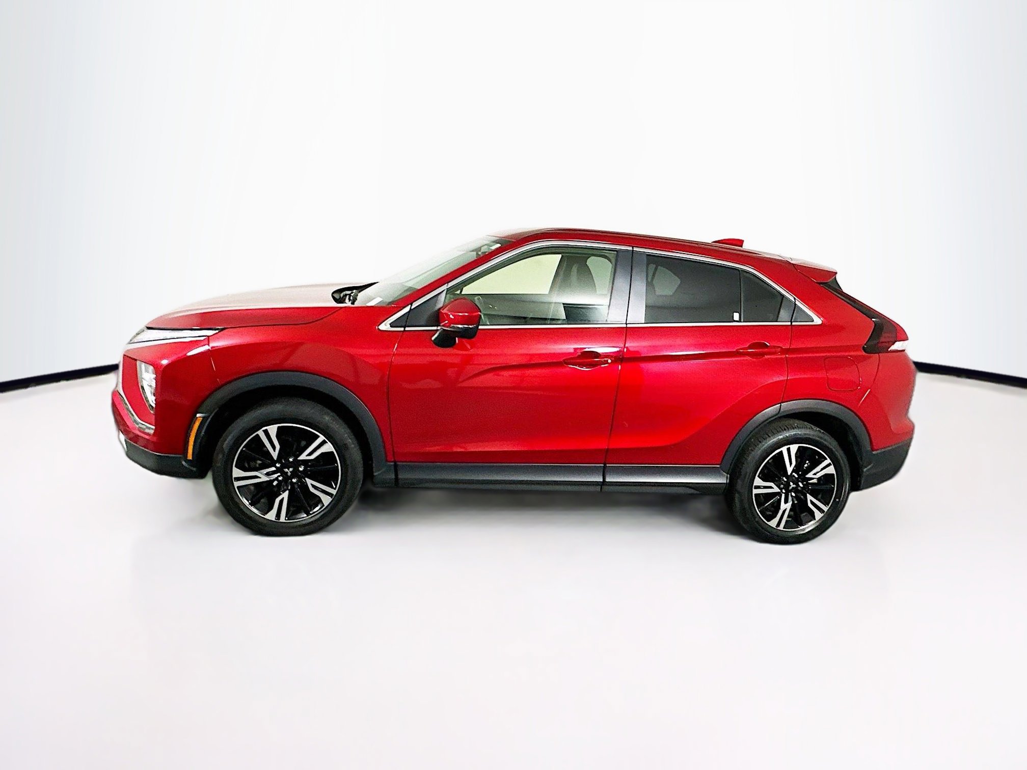 Used 2024 Mitsubishi Eclipse Cross SE image 4