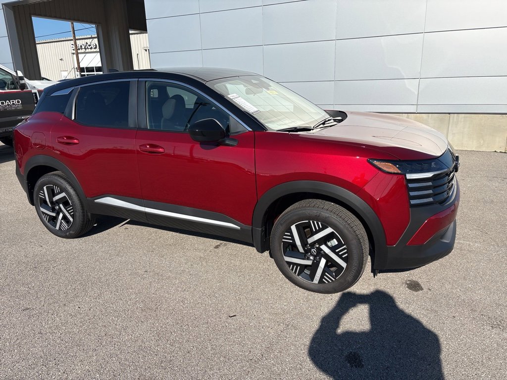 New 2025 Nissan Kicks SV