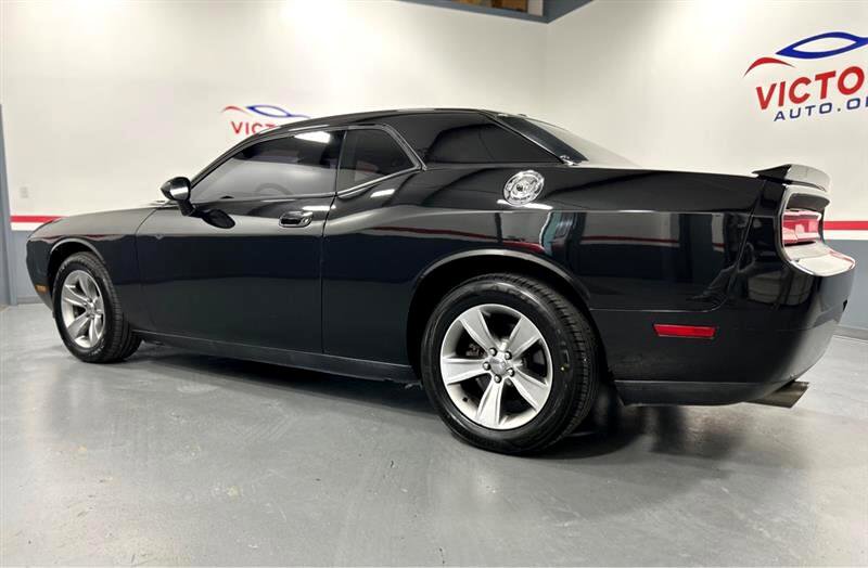 Used 2010 Dodge Challenger R/T image 7