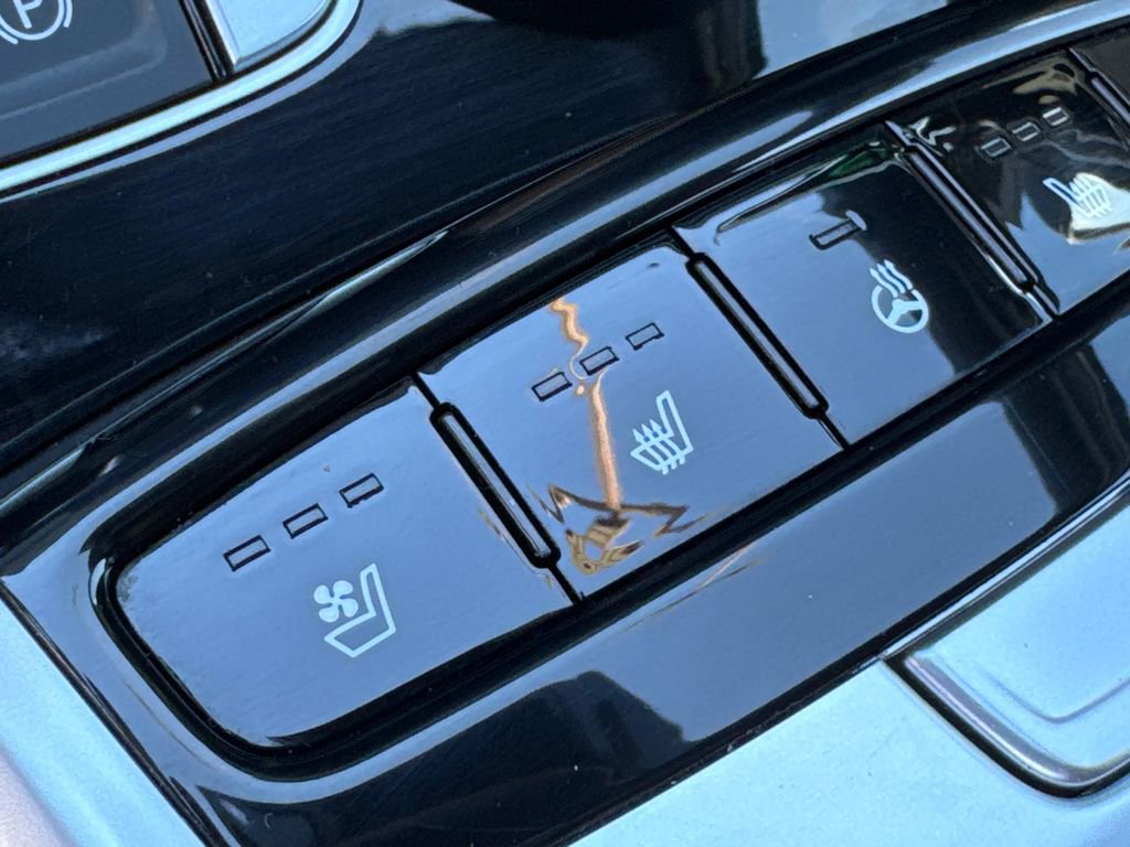 Used 2023 Hyundai Santa Cruz Limited image 30