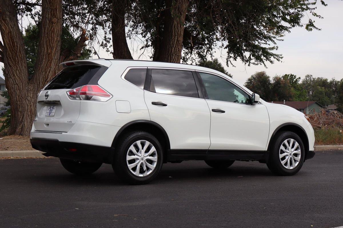 Used 2016 Nissan Rogue S w/ S Family Package AWD/4WD image 5