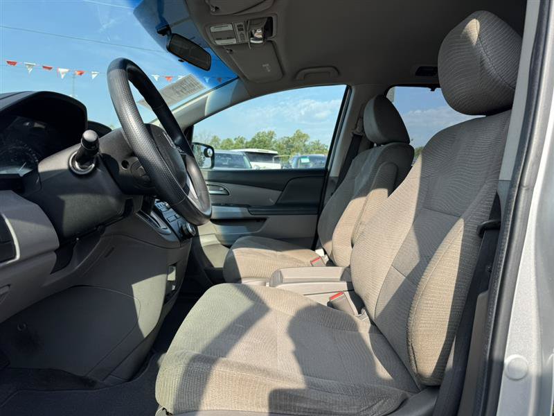 Used 2012 Honda Odyssey EX image 19