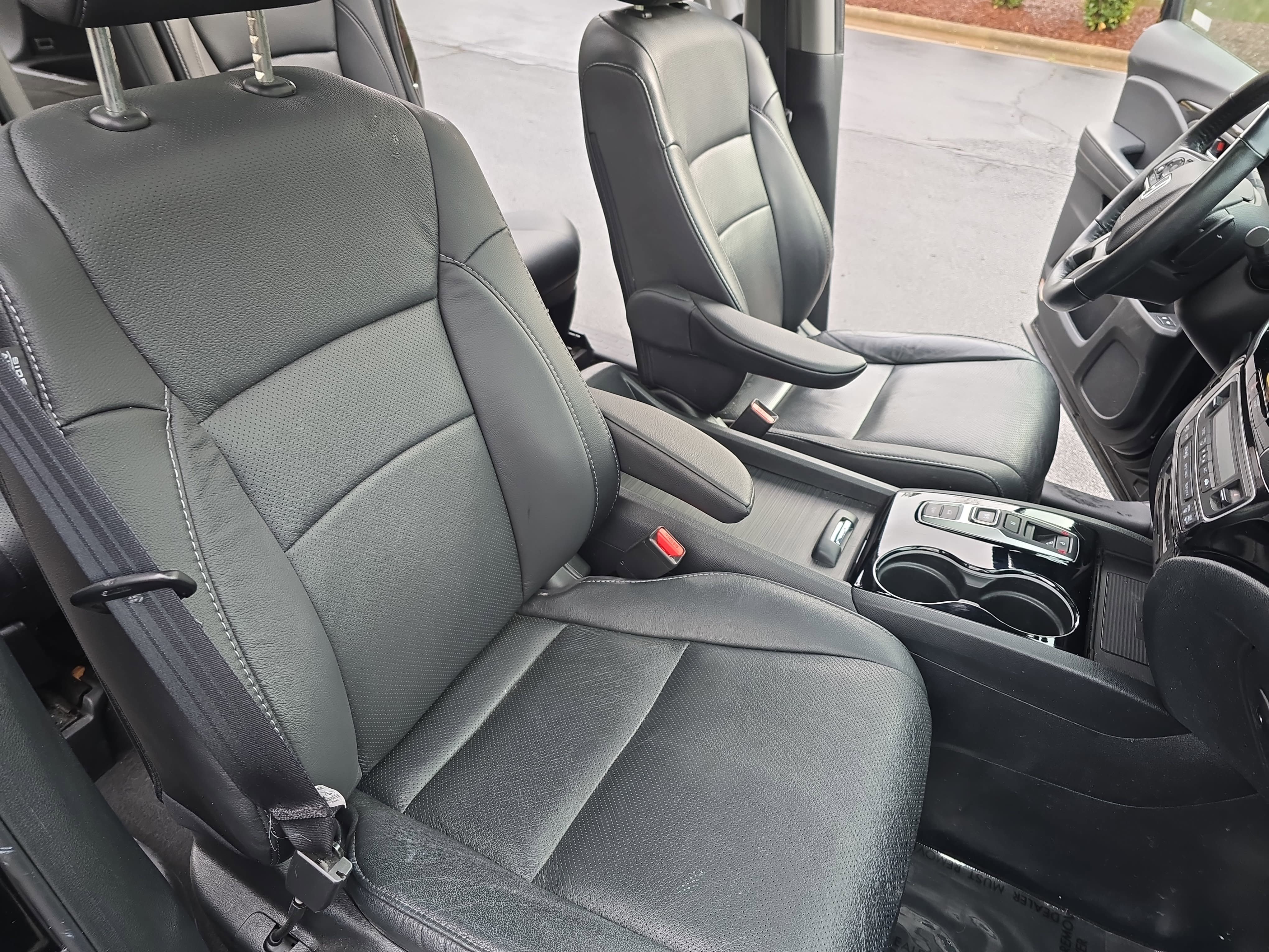 Used 2021 Honda Pilot Elite image 10