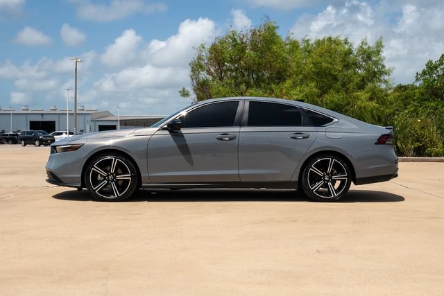 Used 2025 Honda Accord Sport image 5