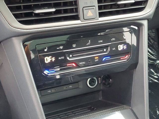 New 2026 Volkswagen Taos SE image 22