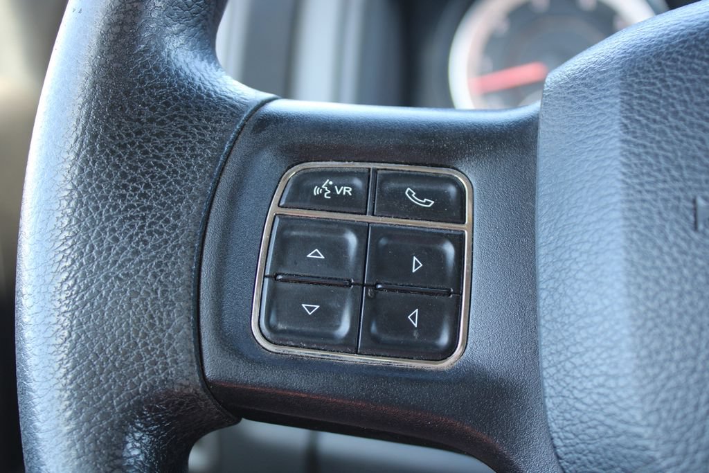 Used 2017 RAM 1500 Express AWD/4WD image 26