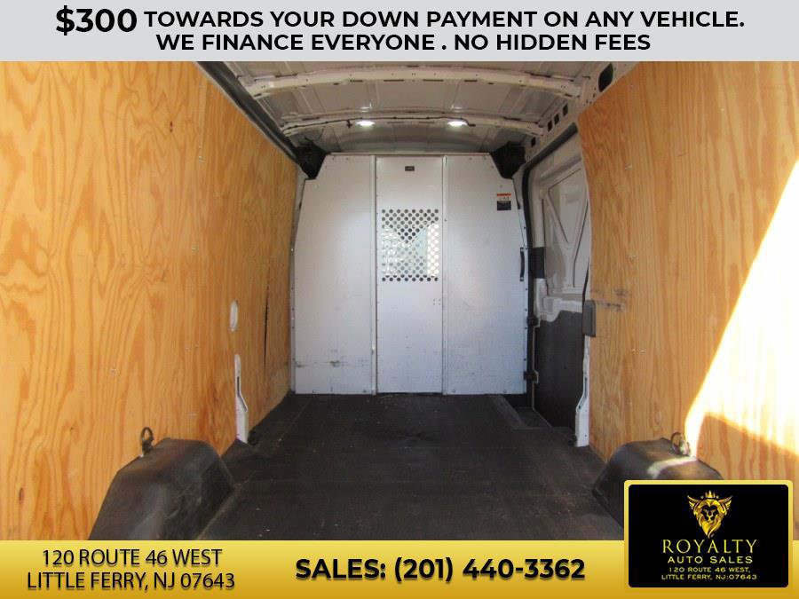 Used 2020 Ford Transit 350 XL image 32