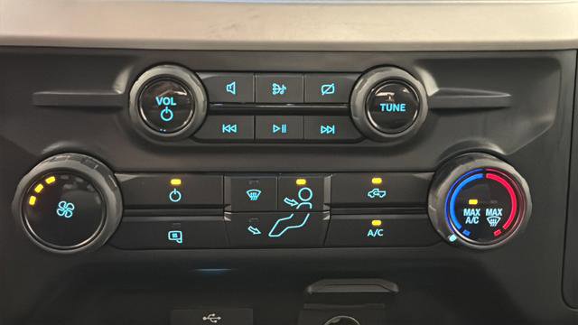 Used 2023 Ford F250 XL AWD/4WD image 17