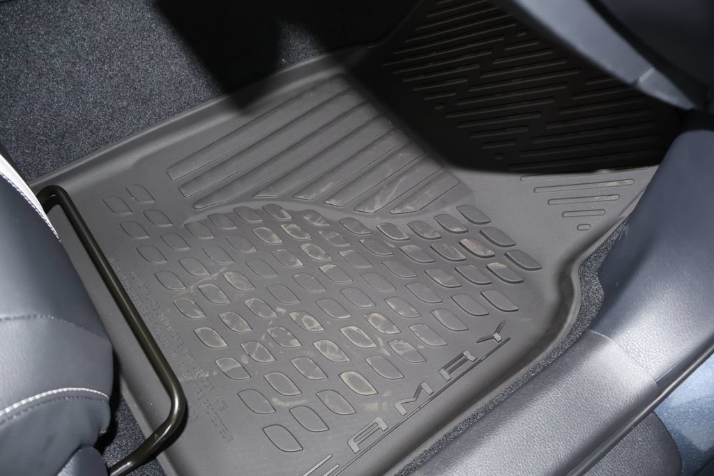 New 2026 Toyota Camry SE w/ Convenience Package FWD image 39