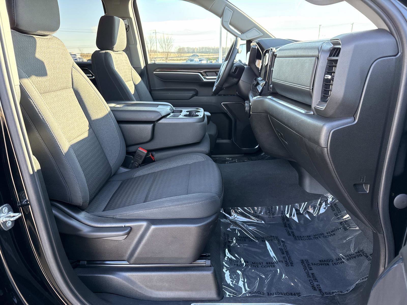 Used 2023 Chevrolet Silverado 1500 LT image 18