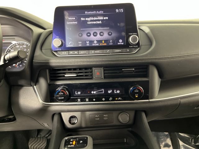 Certified 2025 Nissan Rogue SV FWD image 25
