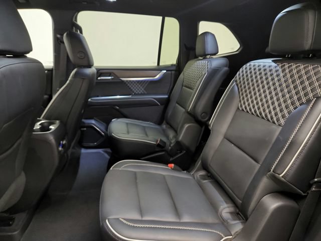 Used 2024 GMC Acadia Denali w/ Super Cruise Package FWD image 22