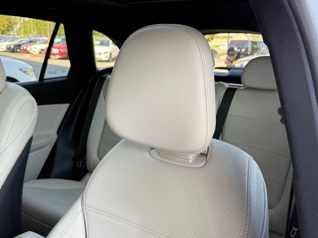 Certified 2024 Mercedes-Benz GLC 300 4MATIC image 3