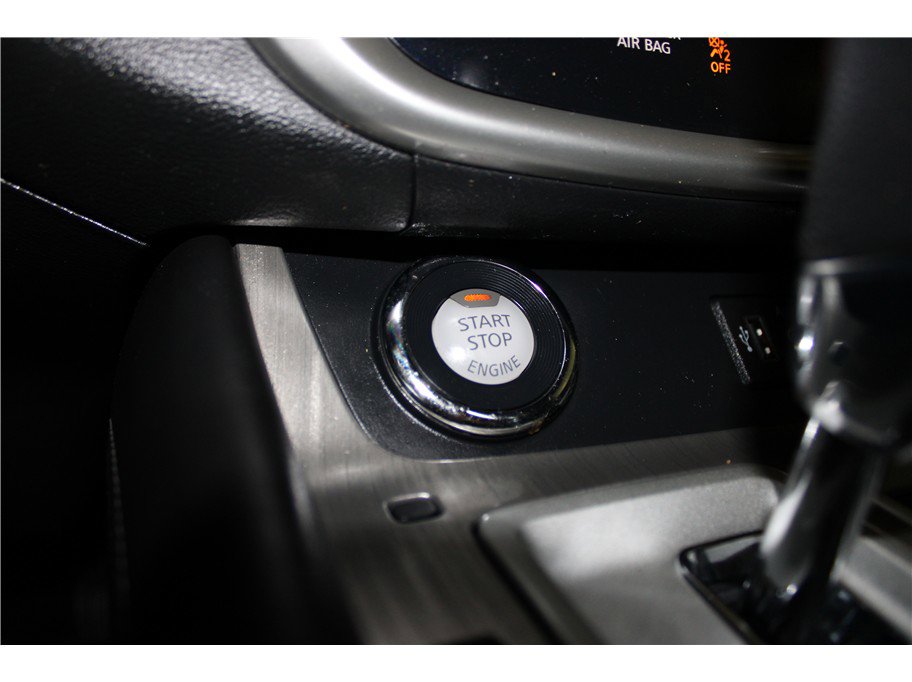 Used 2018 Nissan Murano Platinum w/ Cargo Package image 32