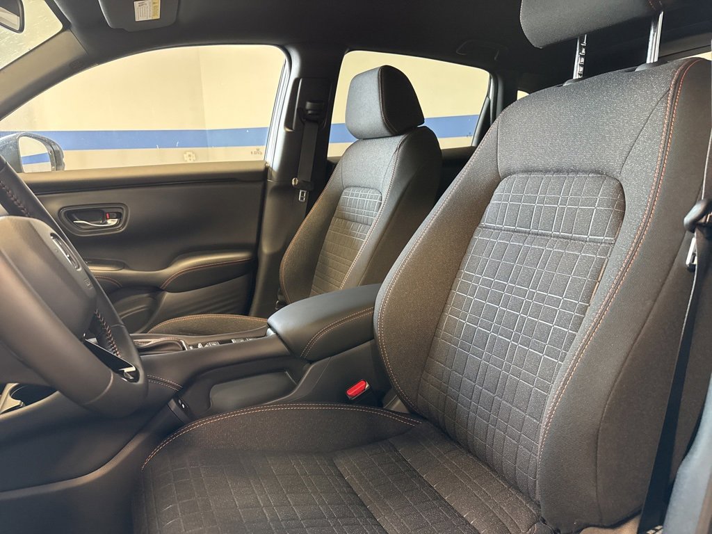 New 2025 Honda HR-V Sport image 17