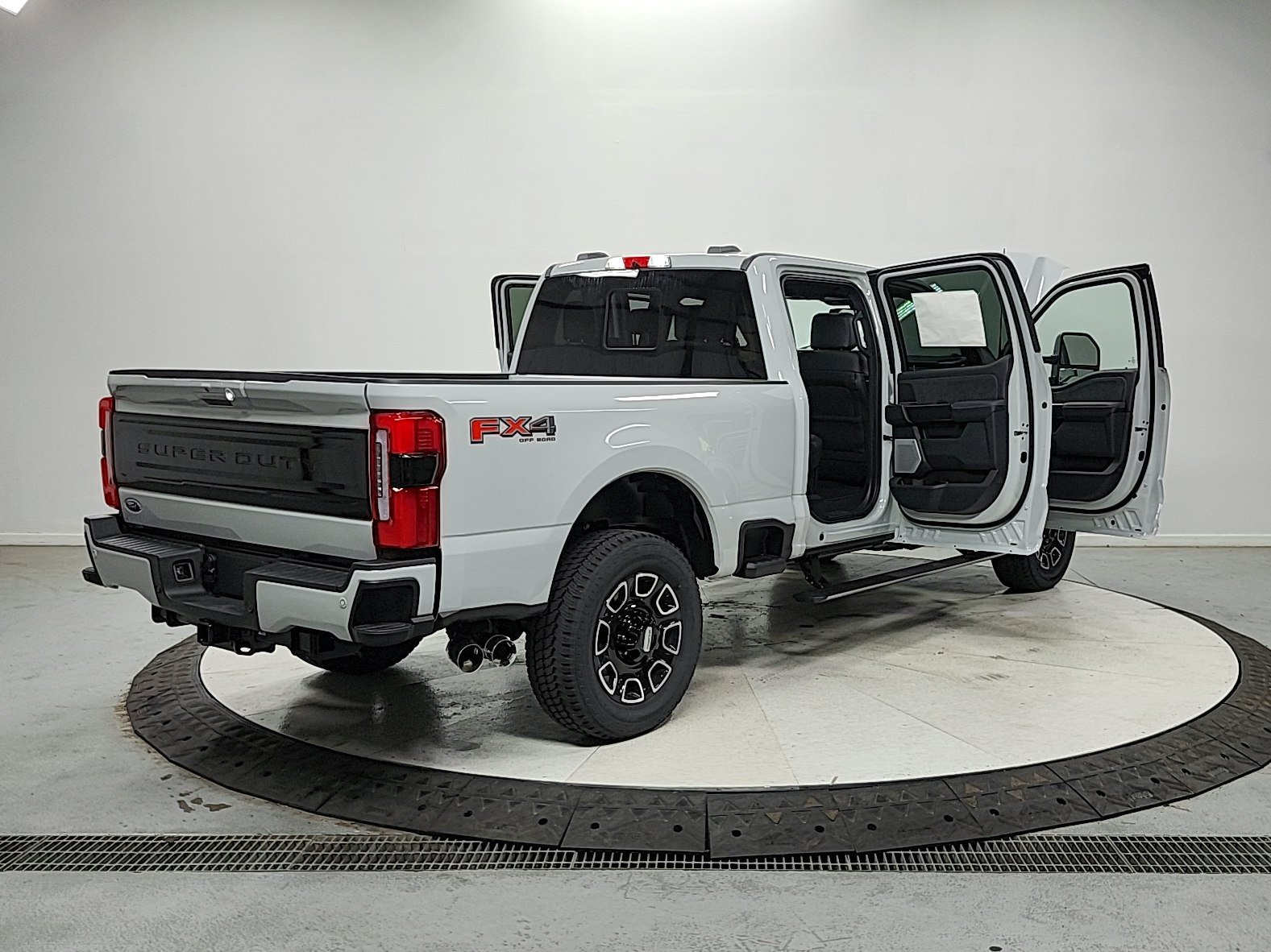 New 2026 Ford F250 Platinum AWD/4WD image 25