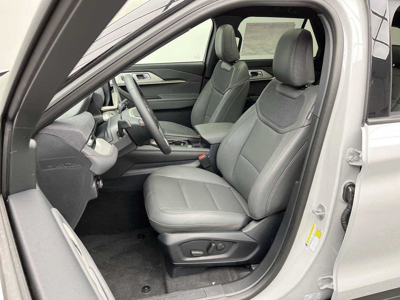 New 2027 Ford Explorer Active w/ Active Comfort Package AWD/4WD image 11