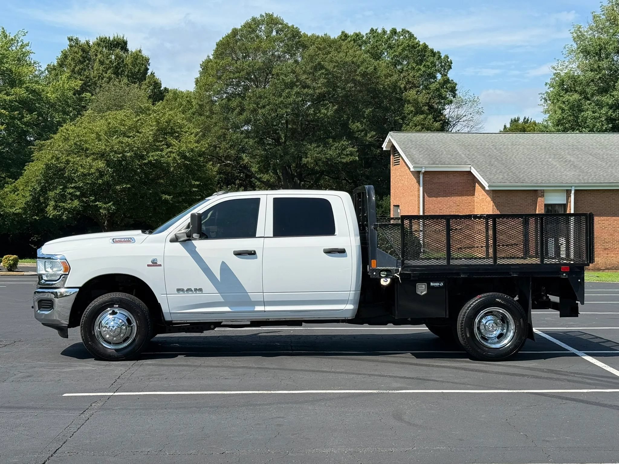 Used 2020 RAM 3500 Tradesman w/ Chrome Appearance Group AWD/4WD image 2