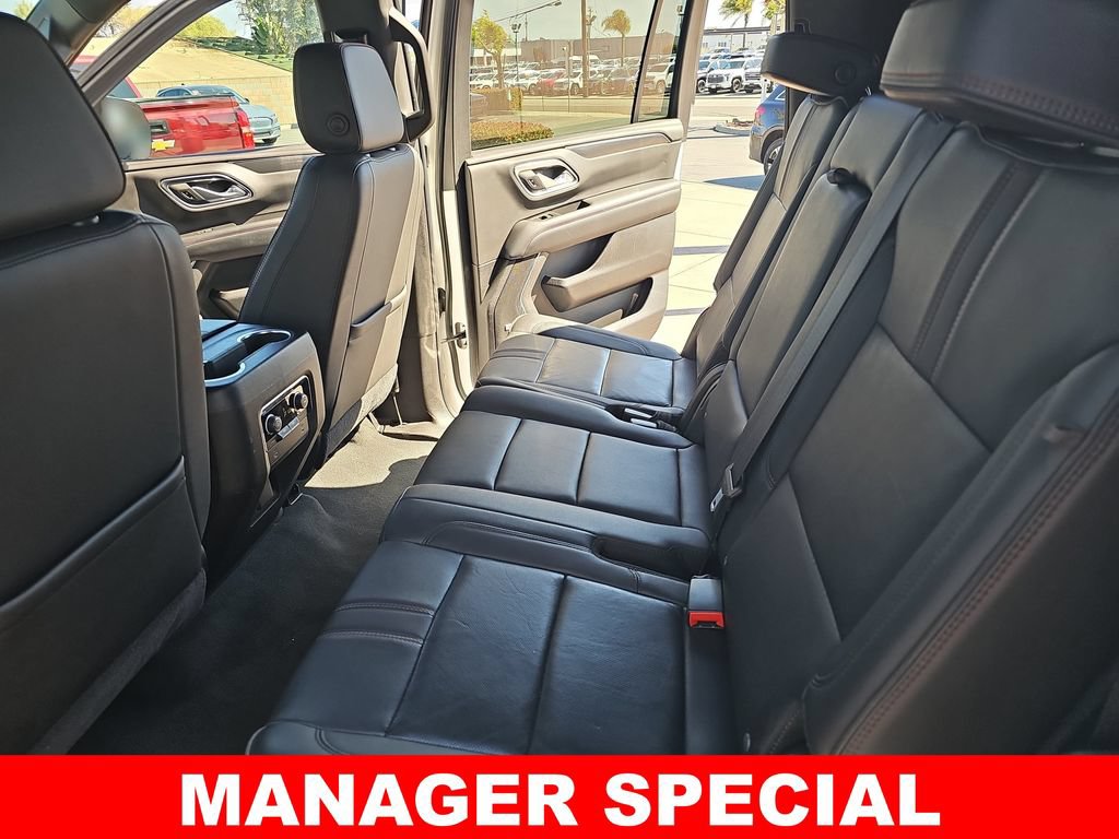 Used 2021 Chevrolet Suburban RST AWD/4WD image 15
