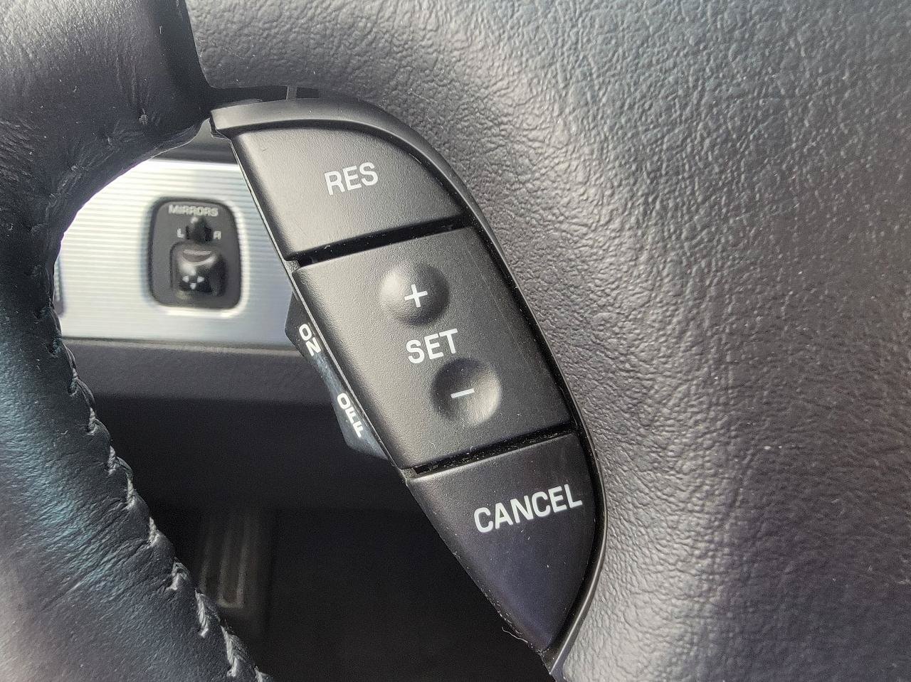 Used 2004 Ford Thunderbird RWD image 39