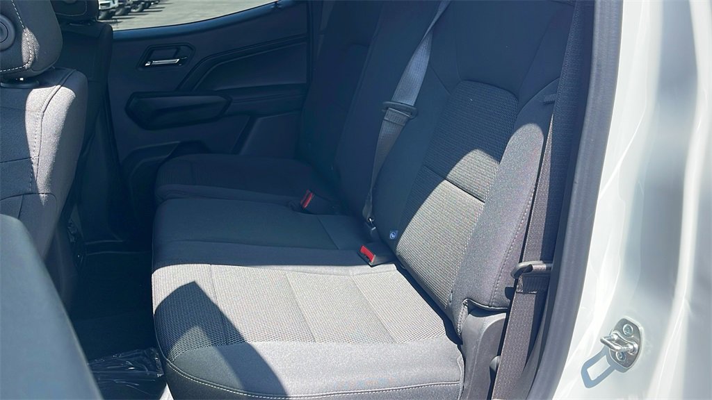 New 2025 GMC Canyon Elevation image 13