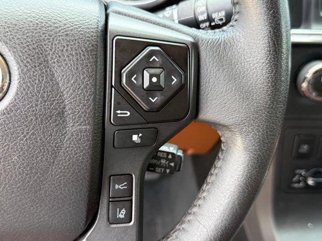 Used 2021 Toyota Sequoia Platinum AWD/4WD image 14