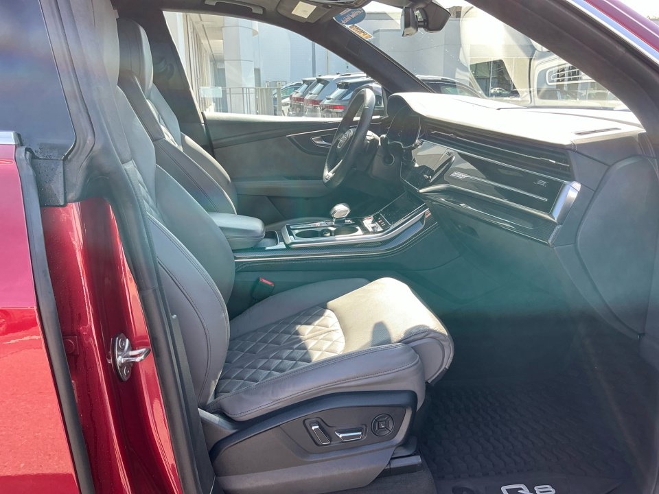 Used 2021 Audi SQ8 Prestige w/ Prestige Package AWD/4WD image 32