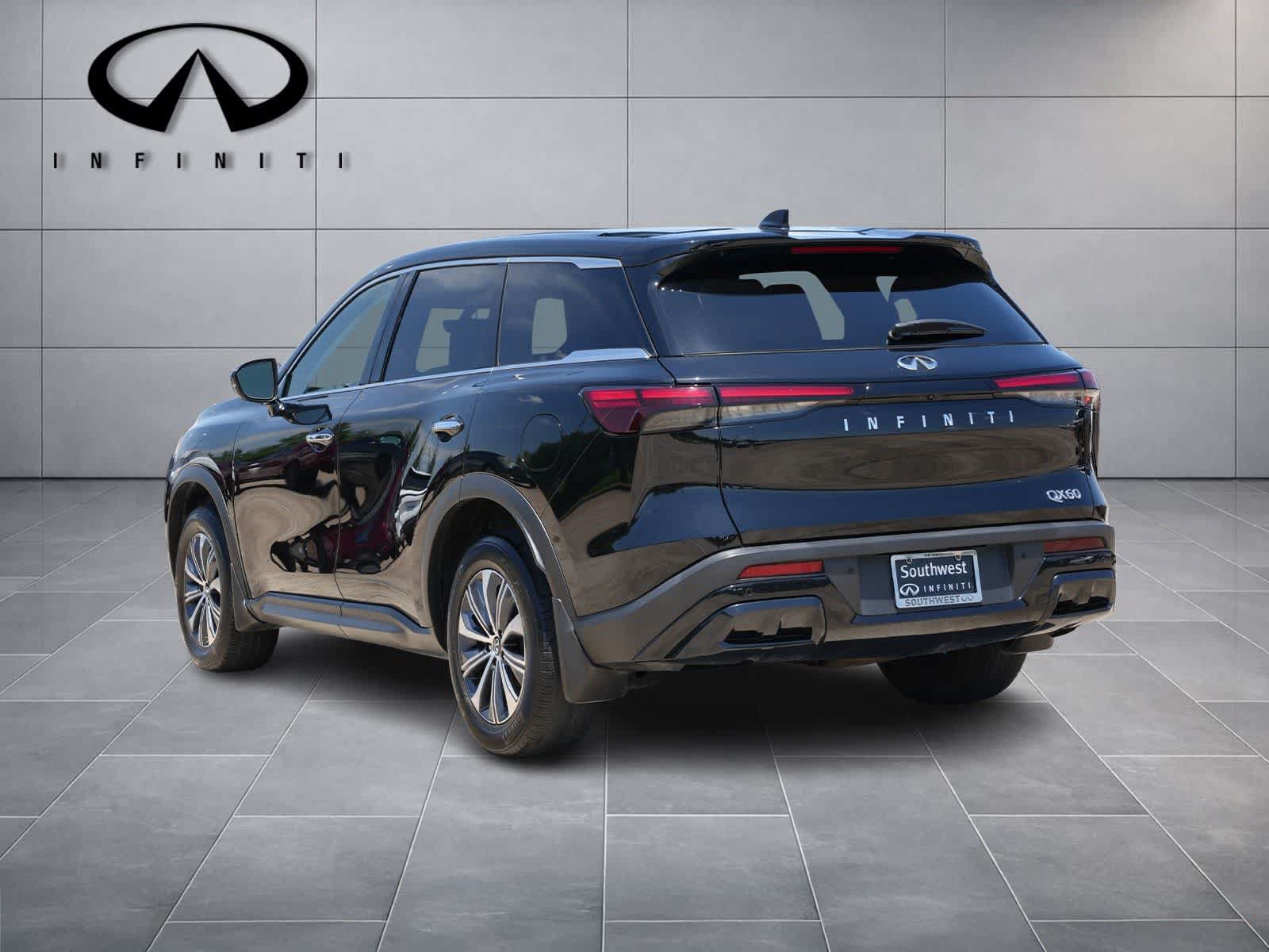 Certified 2024 INFINITI QX60 Pure FWD image 4