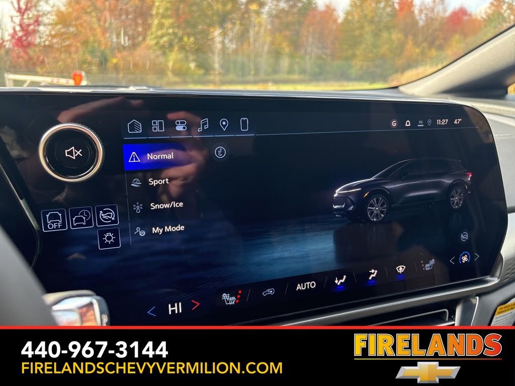 New 2026 Chevrolet Equinox EV LT image 3