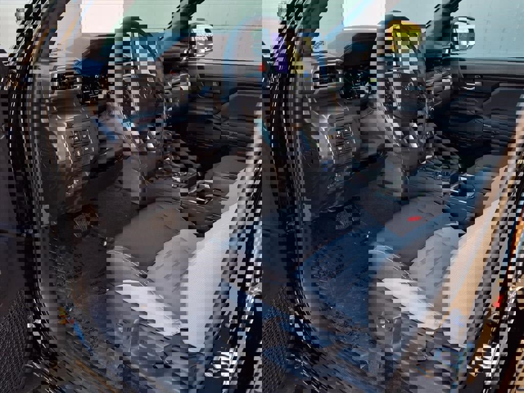 New 2025 Toyota Tacoma TRD Off-Road image 11