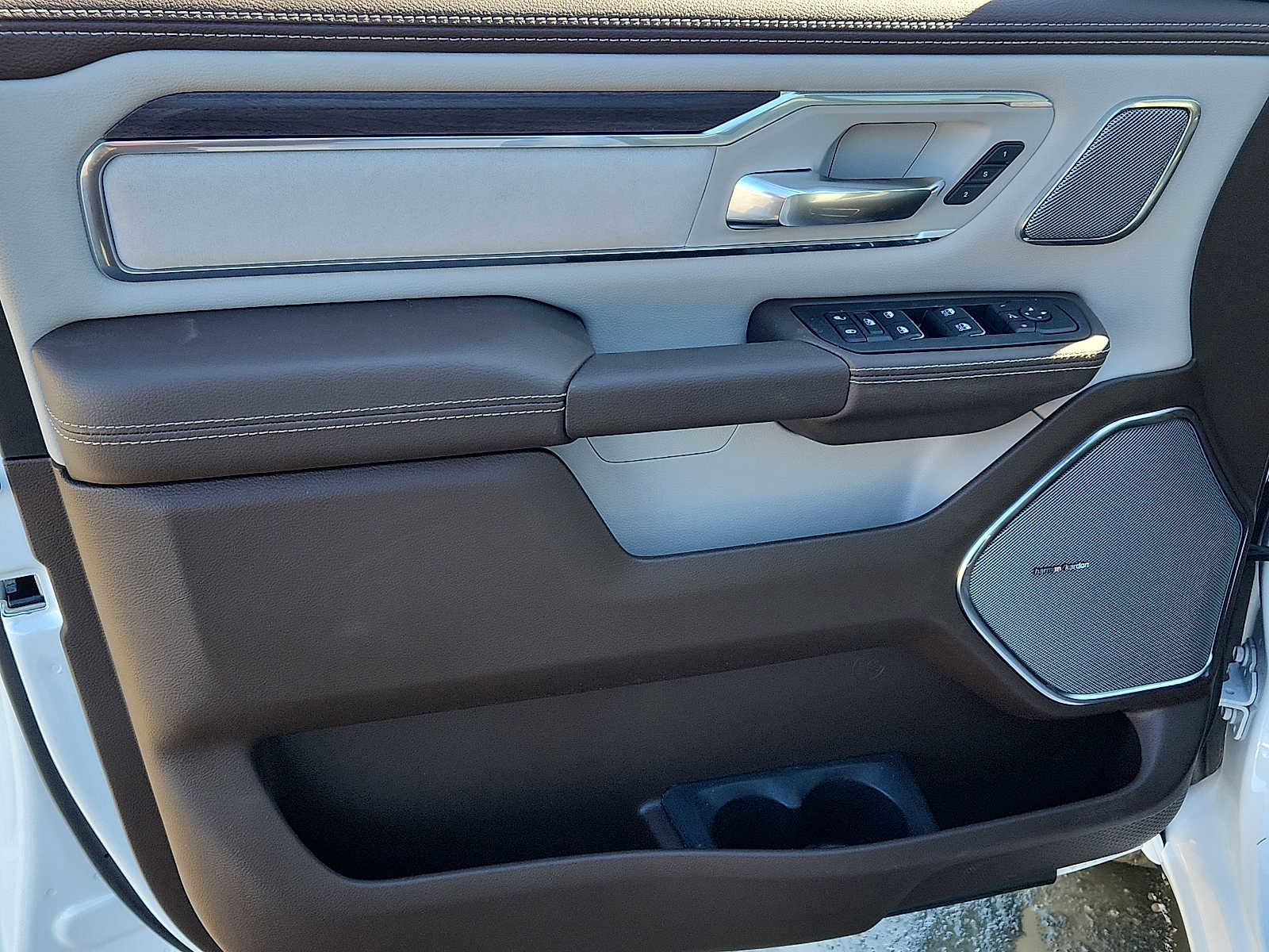 New 2026 RAM 1500 Laramie image 8