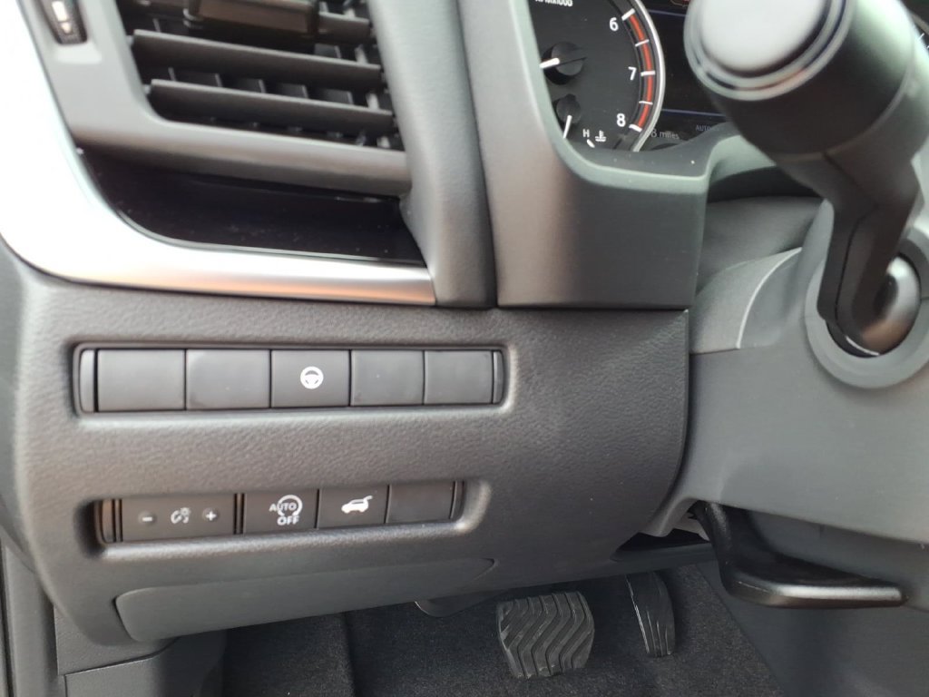 New 2026 Nissan Rogue SV AWD/4WD image 16