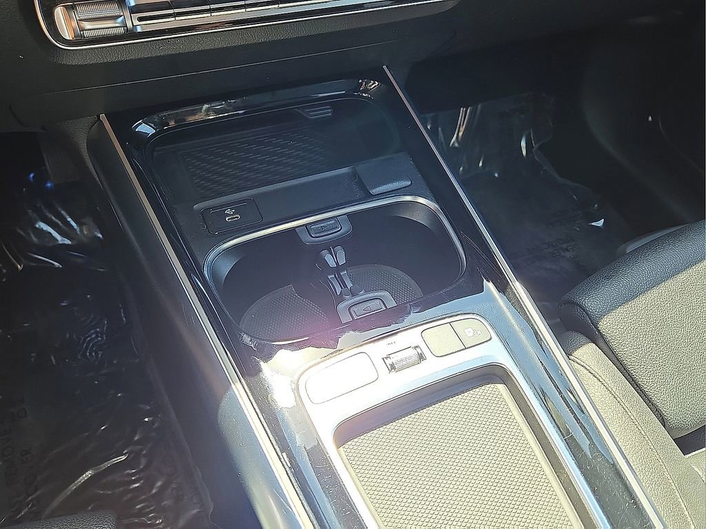 Used 2025 Mercedes-Benz GLA 250 image 31
