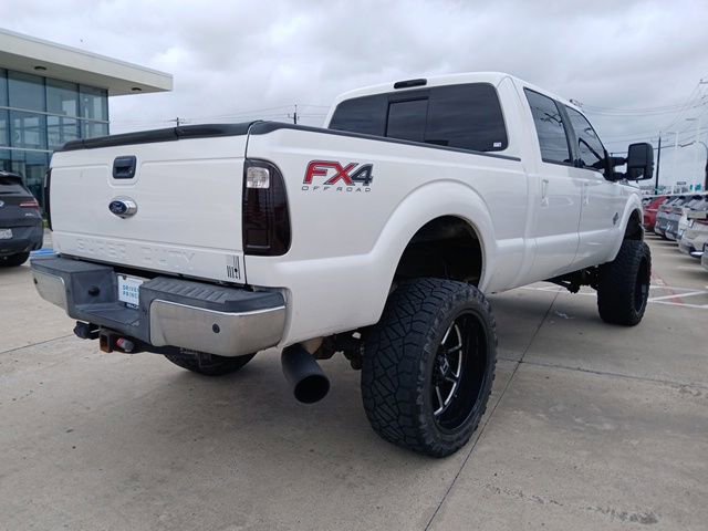 Used 2016 Ford F250 Lariat w/ Lariat Ultimate Package AWD/4WD image 9