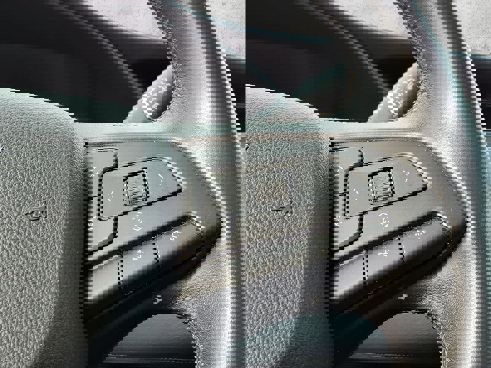 Used 2019 Cadillac XT4 Premium Luxury w/ Technology Package image 22