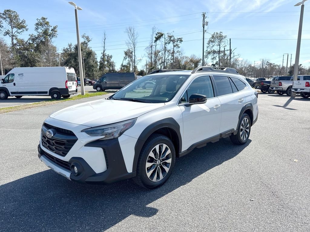 Used 2023 Subaru Outback Limited image 5