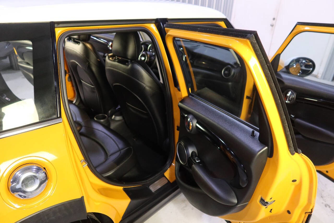 Used 2015 MINI Cooper S image 14