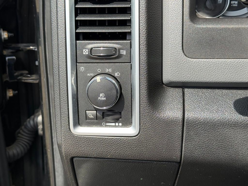 Used 2013 RAM 2500 Big Horn image 20