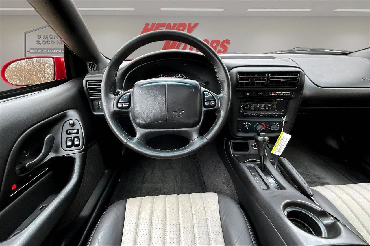 Used 2002 Chevrolet Camaro Z28 w/ SS Performance/Appearance Pkg RWD image 9