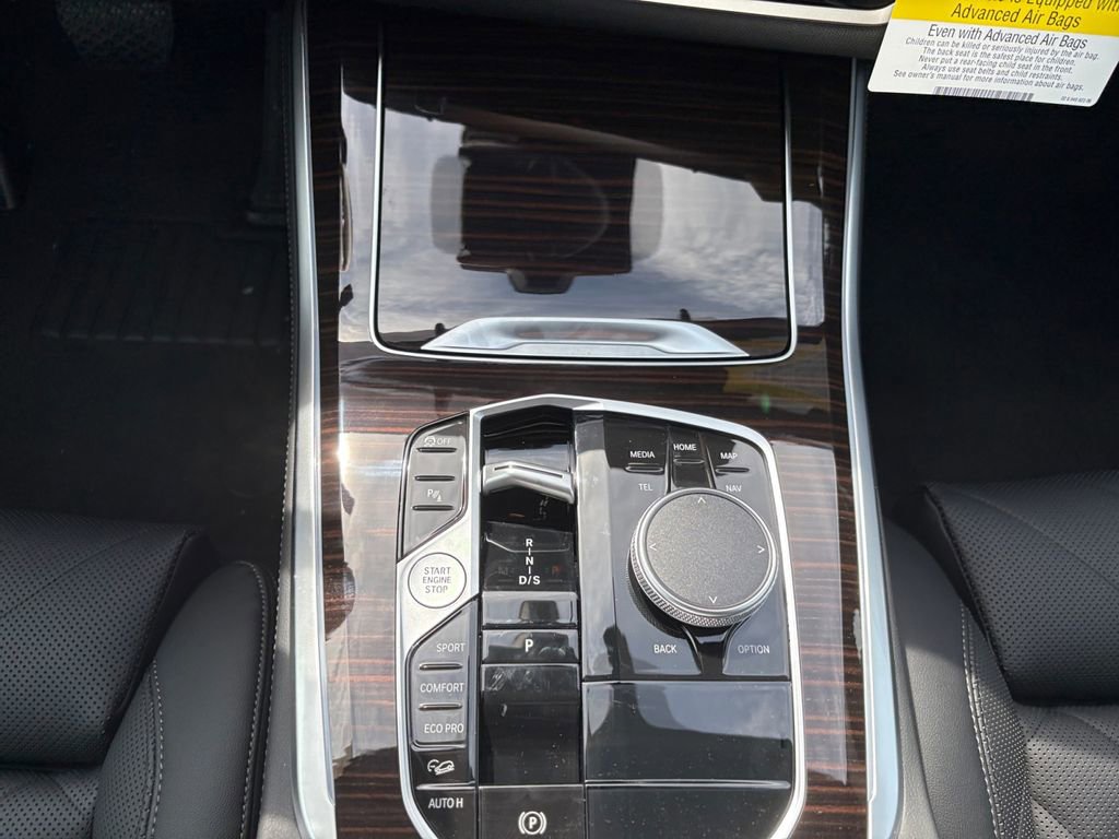 New 2026 BMW X5 xDrive40i w/ Climate Comfort Package AWD/4WD image 11